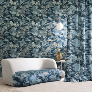 Salon avec papier peint et rideaux assorti - Casamance - Atelier d'Art